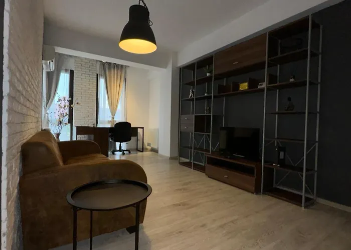My Place Bucur *